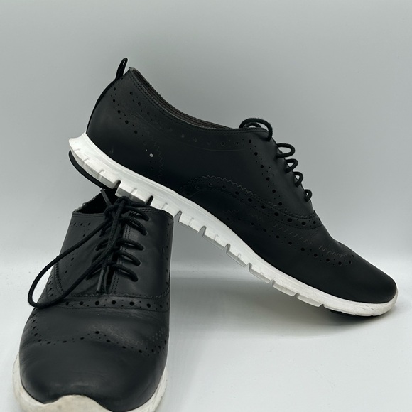 Women’s Cole Haan Black Oxford Shoes. Used and in excellent condition. - Picture 2 of 11